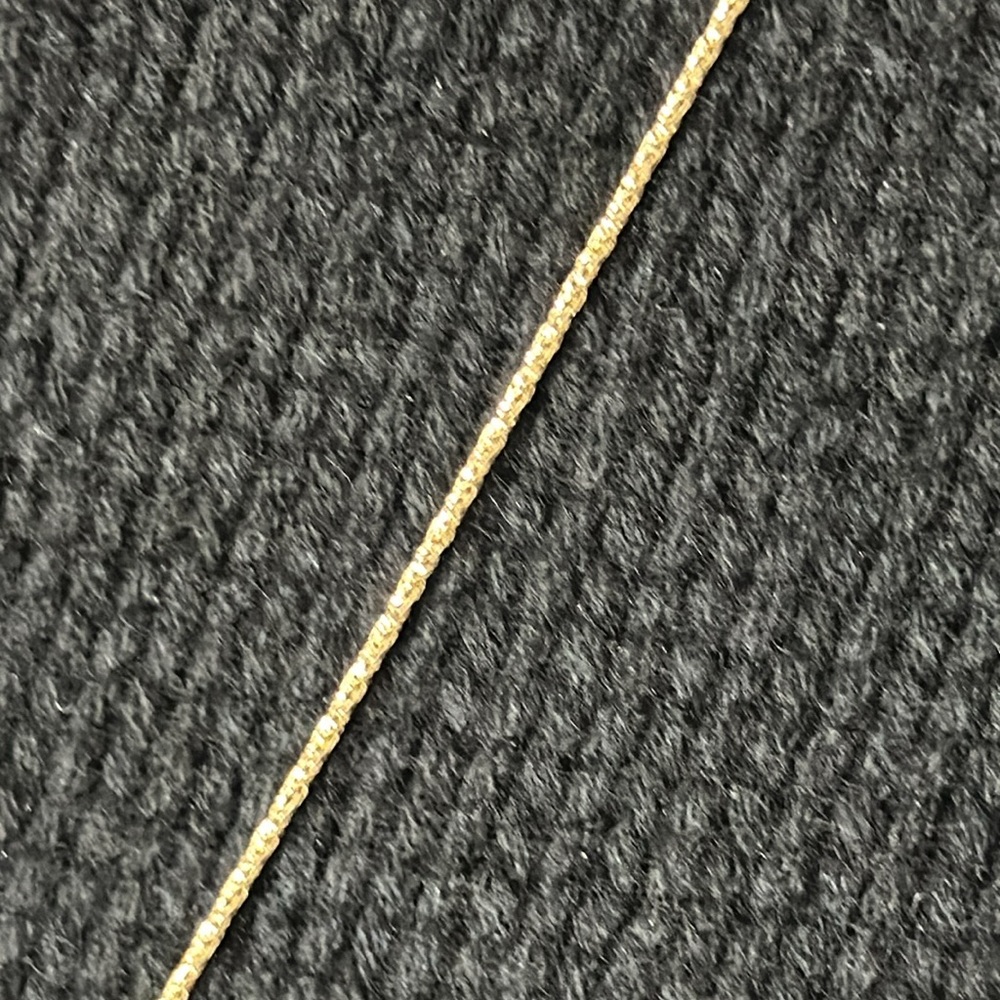 Solid gold rope chain necklace 33.5” long 10 K 6 grams solid gold rare size! - Picture 4 of 11